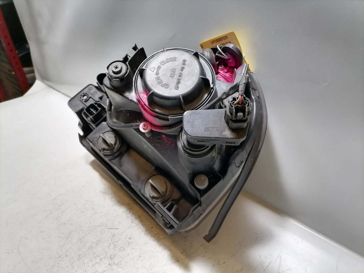 Hyundai Tucson original Scheinwerfer vorn rechts Halogen Bj.2005